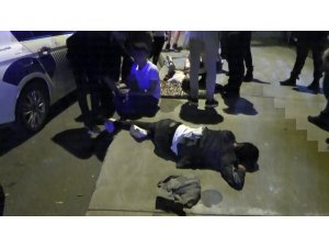 Pendik’de gençlerin kavgası kanlı bitti: 5 yaralı