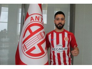 Tarık Çamdal’ın sözleşmesi 1 yıl uzatıldı
