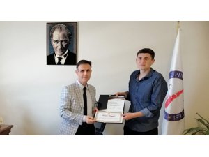 MS hastası öğrencinin büyük başarısı