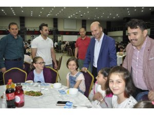 Şuhut’ta minik sporculara iftar verildi