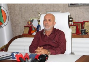 "Sergen Yalçın ile görüşmemiz devam ediyor"