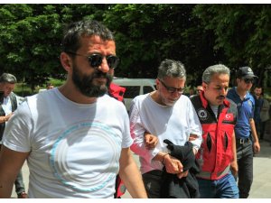 Zümrüt Apartmanı kitabı yazarı adliyede