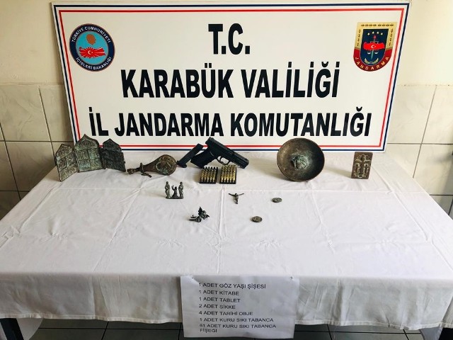Tarihi eserleri Konya’da satacaktı