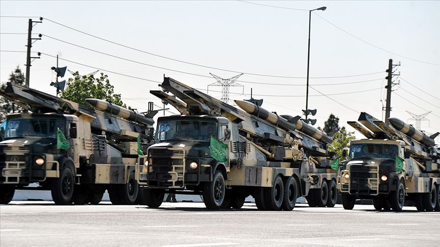 Körfez ülkeleri ve İran silah harcamalarını artırıyor