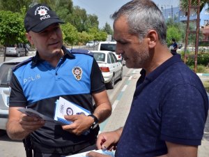Polisten bayram tatiline gidecek vatandaşlara hırsızlık uyarısı
