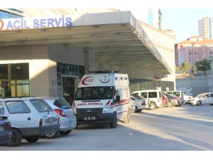 Engelli çocuk, 7 günlük bebeği damdan düşürdü