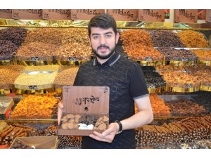 Malatyalının bayram şekeri de kayısıdan