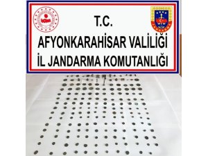 Şüpheli araçta 181 adet tarihi eser ele geçirildi