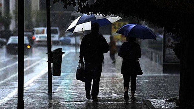 O bölgelerde yaşayanlar dikkat Meteoroloji'den kuvvetli yağış uyarısı!
