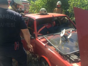’Borcum’ var dedi, ölmek için arabayla duvara vurdu