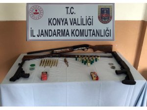 Konya'da ruhsatsız silah operasyonu