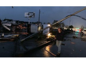 Şili’de kasırga hayatı olumsuz etkiledi