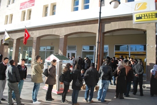 Üniversite harçlarına yeni düzenleme
