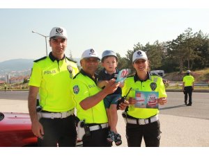 Çocuklar anne veya babalarına trafikte not verecek, karşılığında bisiklet kazanacak