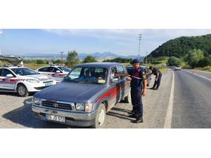 Jandarmadan sürücülere kandil simidi