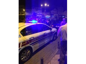 Jandarma sürücü ve yayaların kandilini kutladı
