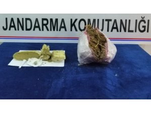 Elazığ’da esrar ve Metamfetamin  elegeçirildi: 5 gözaltı