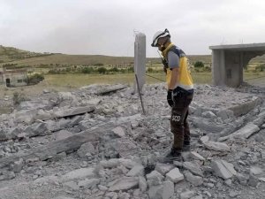 Suriye ve Rus savaş uçakları İdlib’i bombaladı: 5 ölü