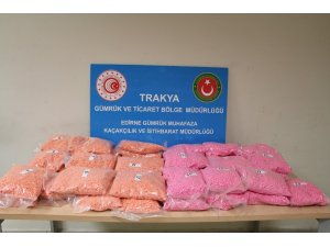 Kapıkule’de uyuşturucu tacirlerine ağır darbe: Tam 8 milyon TL