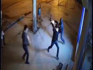 1 dakikada 100 bin liralık vurgun..Taşlı, maskeli hırsızlar güvenlik kamerasında