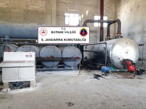 Batman’da kaçak rafineri ele geçirildi