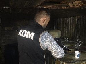 İzmir’de akaryakıt kaçakçılığı operasyonu