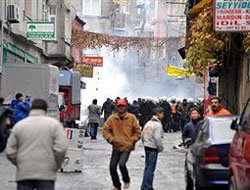 Öcalan taraftarları ortalığı karıştırdı