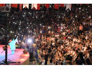Konyaaltı’nda Belkıs Akkale coşkusu