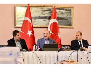 Bakan Soylu: "Tatilin ilk gününde trafik kazalarında 7 kişiyi kaybettik"