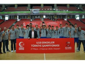 U-18 Erkekler Türkiye Basketbol Şampiyonu Galatasaray oldu