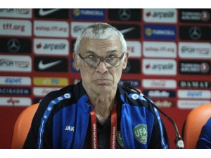 Cuper: "Fransa’ya karşı oynamak kolay değil"