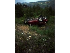 Karabük’te otomobil takla attı: 2 yaralı