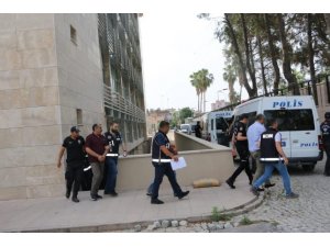 Kumar oynatıp borçlandırdılar, yüksek faizle para verdiler