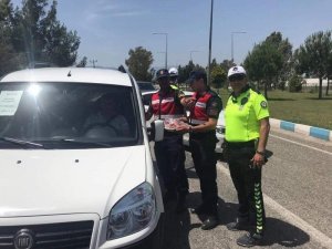 Jandarmadan Ramazan Bayramı öncesi trafik uygulaması
