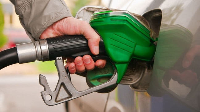 Araç sahiplerine müjde Benzine indirim geliyor!