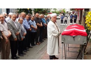 Eski Bakan İşgüzar Edremit’te toprağa verildi
