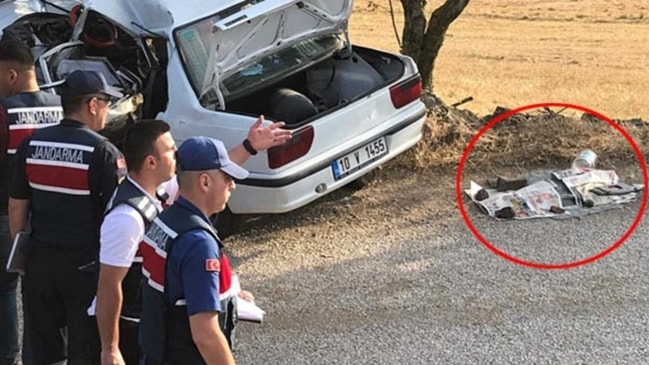 Acı görüntüler... 2 yaşındaki bebek kazada can verdi!