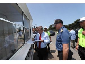 Uzunkaya'dan öğrencileri sınava yetiştiren polislere teşekkür