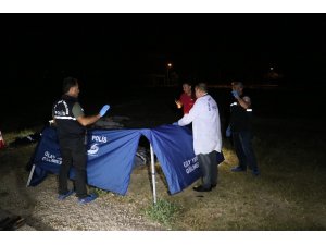 Adana’da yol kenarında erkek cesedi bulundu