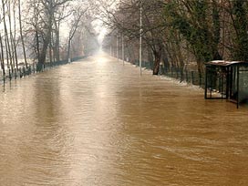 Edirne'de kırmızı alarm! 10 bin kişi kurtarılmayı bekliyor