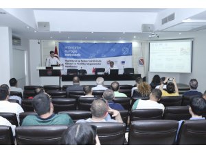 Mersin’de yaş meyve ve sebzede yenilikçi uygulamalar anlatıldı