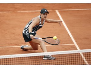 Fransa Açık’ta kadınlar finalin adı: Barty - Vondrousova