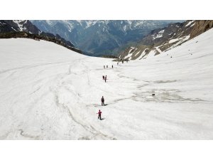 Hakkari’deki dağlara 7 günlük tırmanış