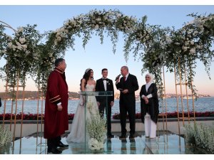 Cumhurbaşkanı Erdoğan nikah şahidi oldu