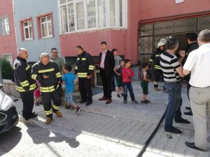 Asansör boşluğunda yakılan çöpler az kalsın faciaya neden oluyordu
