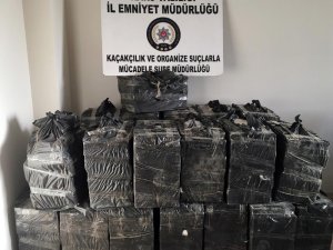 Kars’ta 17 bin 240 paket kaçak sigara ele geçirildi