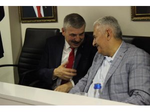 Binali Yıldırım’dan, AK Parti İl Teşkilatına teşekkür
