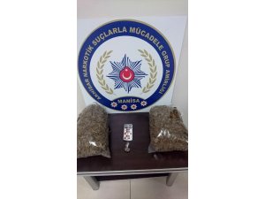 Manisa’da 3. Sınıf Emniyet Müdürü 2 kilo uyuşturucuyla yakalandı