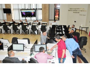 Yılın ilk mahsul arpası KTB'de satıldı