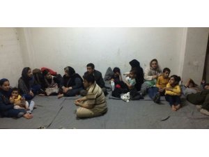 Ayvalık’ta Afganistan uyruklu 32 kaçak göçmen yakalandı